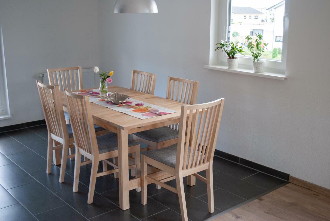 Ferienwohnung Elena Tettnang Bagian luar foto